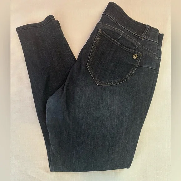 Democracy “Ab” technology Blue Women's Jeans, size 12 - Picture 5 of 5